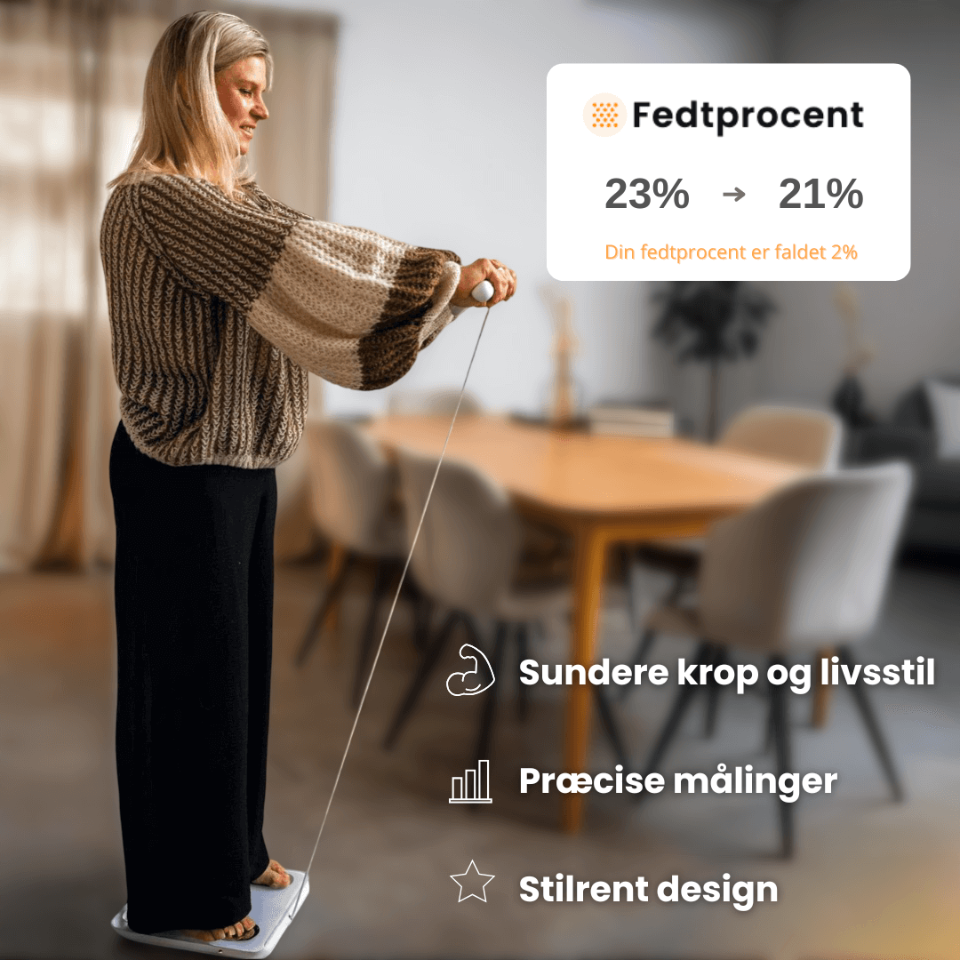 Kvinde der varetager sit helbred ved at overvåge sin sundhed på en smartscanner pro. Hun får herved indblik i fedtprocent, muskelmasse, kropsalder og meget mere
